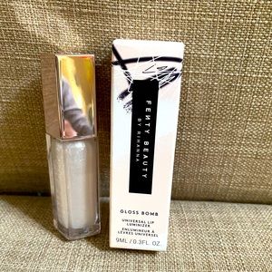 Fenty Beauty Gloss Bomb Universal Lip Luminizer Diamond Milk